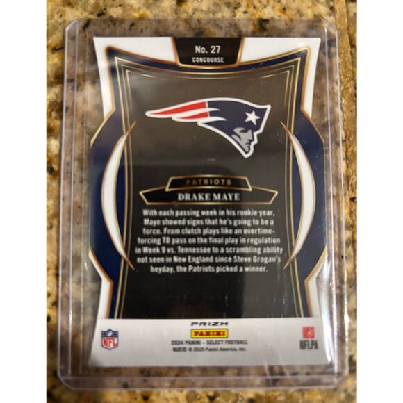 Rookie Drake Maye Football Cards - Picture 3 of 8